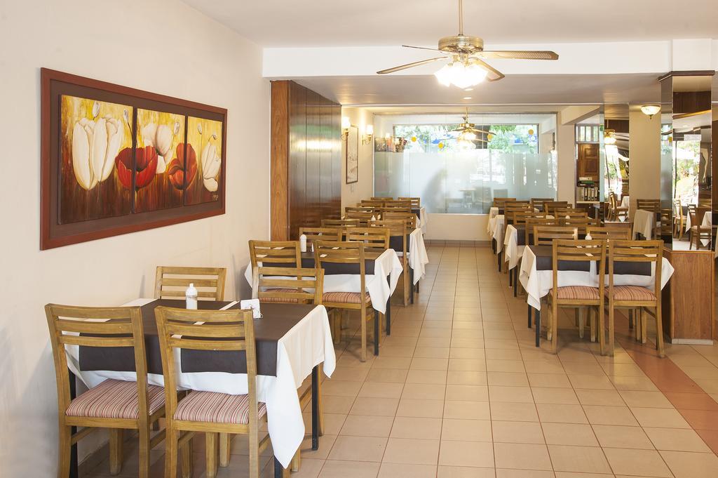 Hotel Princess Mendoza Luaran gambar