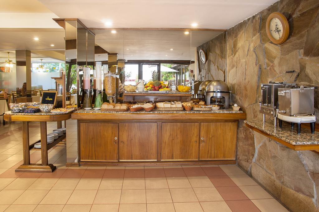 Hotel Princess Mendoza Luaran gambar