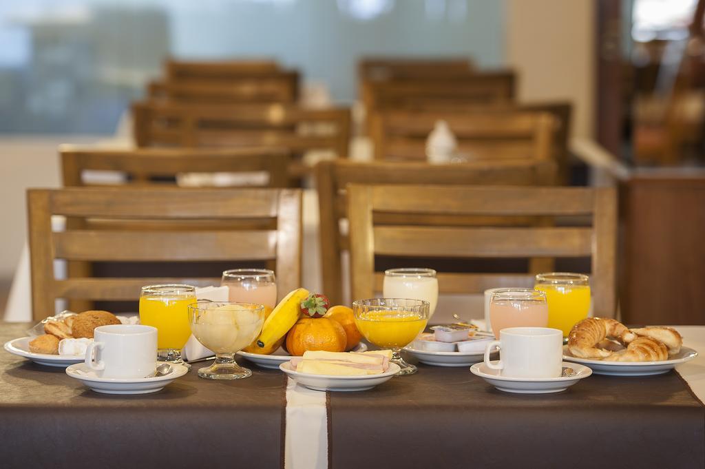 Hotel Princess Mendoza Luaran gambar